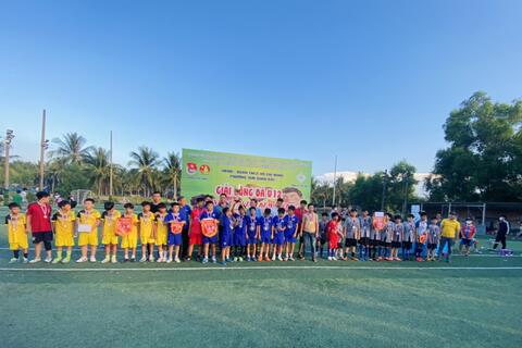 Bế mạc giải bóng đá nhi đồng truyền thống U12 phường Tam Quan Bắc năm 2022