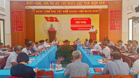 <a href="/tin-tuc/xay-dung-dang" title="Xây dựng Đảng" rel="dofollow">Tin từ các huyện, thị xã, thành phố</a>